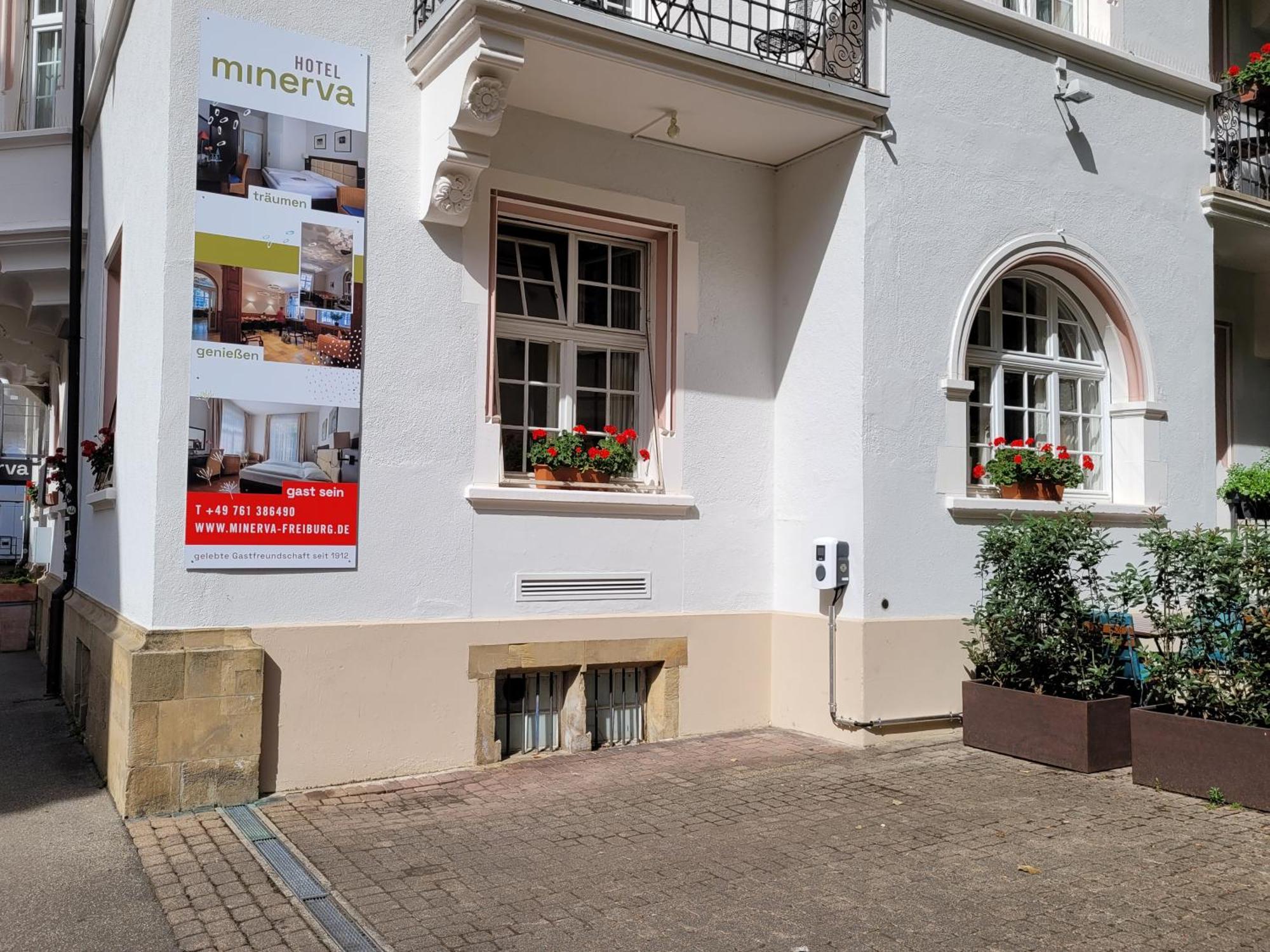 Hotel Minerva Freiburg im Breisgau Exteriör bild